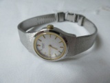 Seiko Quartz Ladies Wrist Watch modern Design Stainless Steel