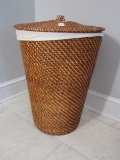 Woven Spiral Design Laundry Basket w/ Lid & Liner