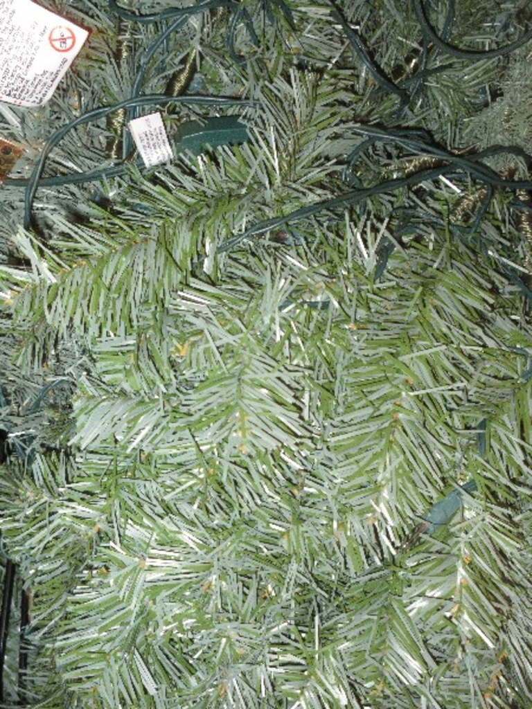 Trim A Home 6.5 ft McKinley Spruce CLEAR Lights $159.99 