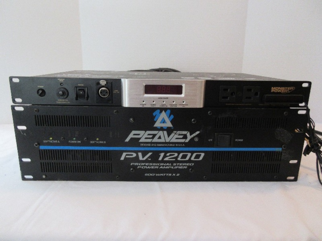 Peavey P.V. 1200 Professional Stereo Power Amplifier 600 Watts X2 | Estate  & Personal Property Personal Property | Online Auctions | Proxibid