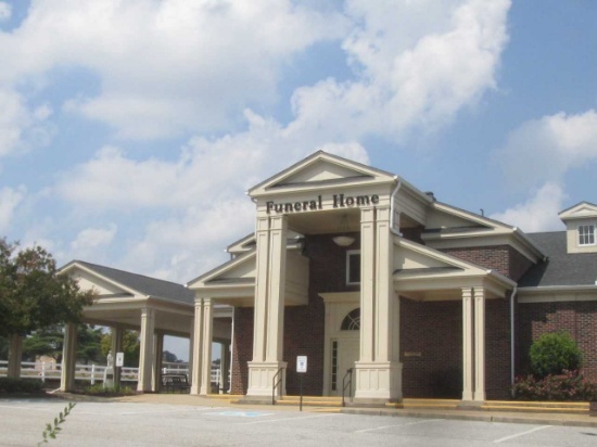 2 Beautiful Woodlawn Memorial Park Cemetery Plots