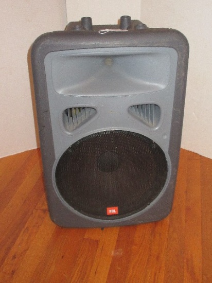 JBL EON Power 15" Powered Speaker in Gray Case