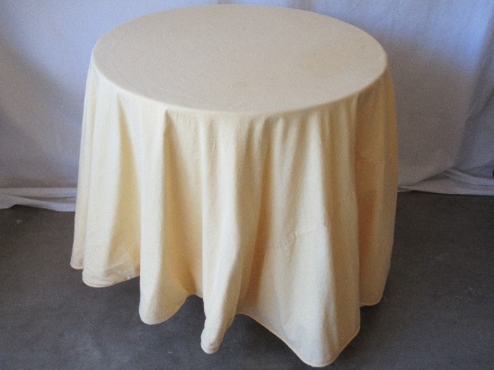 Round Side Table w/ White Stool Design Base & Yellow Linen Table Cloth