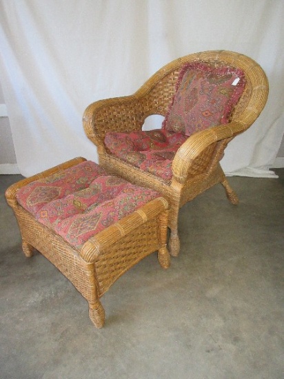 Traditional Basket Weave Design Contoured Back Wicker Chair & Ottoman