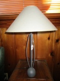 Metal Wire Frame Desk Lamp w/ Shade