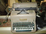 Pace Maker Vintage Smith-Corona Typewriter w/ Cover
