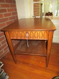 Henredon Fine Furniture Side Table 1 Drawer Dovetailed Oval Pattern Design 2-Tier