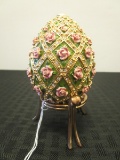 Ornate/Embellished Design Musical Egg Décor Rose Pattern Gilted