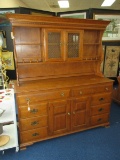 Temple Stuart Furniture Solid Maple Colonial American Style Buffet Hutch w/ Plate Groove