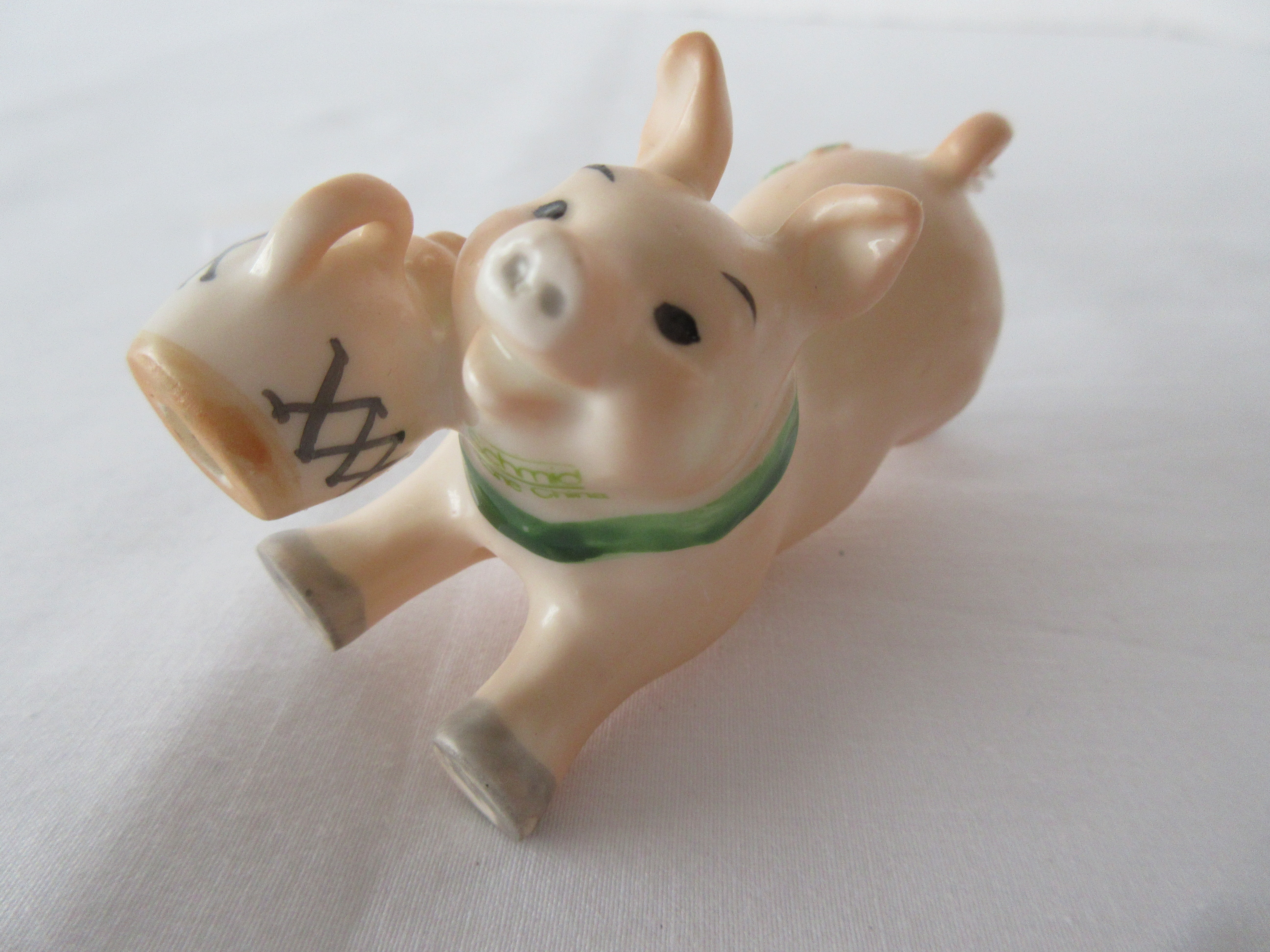 Schmid Bone China Irish Pig w/Clover Leaf | Proxibid