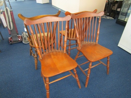 4 Wooden Dining Chairs Slat Back, Curved Seat w/ Spindle Legs