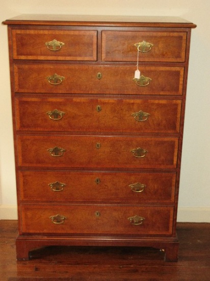 Henredon Furniture Folio Four Collection Traditional Design 2 Over 5 Chest of Drawers