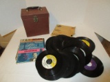 Lot - Vintage Single 45 Vinyls Dixieland Detour, Brenda Lee, Beatles