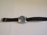Rare Swiss 100 Incabloc 25 Jewels Automatic Men's Wrist Watch w/ Day & Date Display