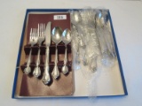 20 Piece - Oneida Stainless 18/8 True Rose Pattern Flatware Service for Foun