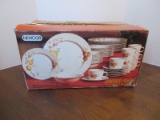 40 Piece - Newcor Stoneware Garden Fresh Pattern fruit & Berries Design Dinnerware Set