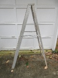 6ft Aluminum A-Frame Ladder