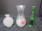 Lot - Tall Green Narrow Bud Emerald Avon Vase 8