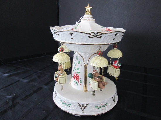 Ceramic Christmas Rotating Merry-Go-Round Design Décor Holly/Gilted Pattern