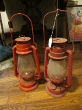 Red Bes Winged Wheel Containers Lantern, Red Lantern