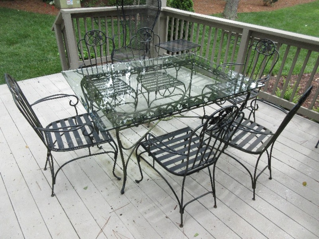 Vintage Wrought Iron Patio Table Grapevine Lattice Pattern Base W Beveled Glass Top Estate Personal Property Furniture Vintage Furniture Auctions Online Proxibid