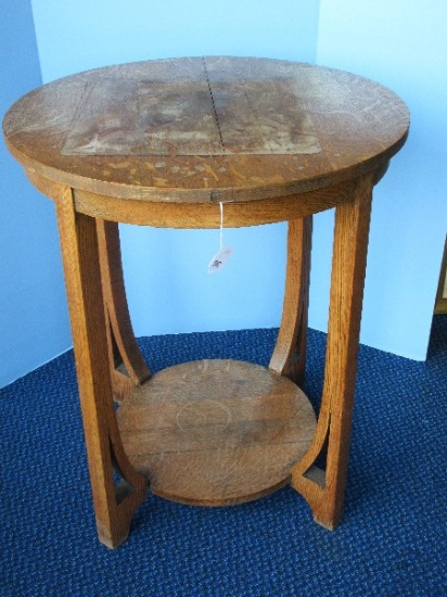 Early Tiger Oak Center Table w/ Base Shelf Traditional Design