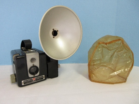 Kodak Brownie Hawkeye Camera Flash Model w/ Kodalite Flash Holder 2 Way Flash Guard