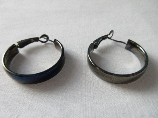 Pair - 925 Sterling Hoop Design Pierced Earring Jewelry Mark JCM Jacmel Mauritius