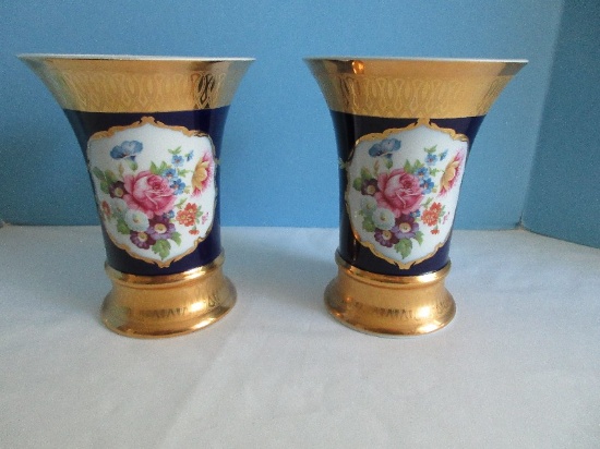 Pair - Countess Collection Old English Artistry Leander 1946 Vases Porcelain