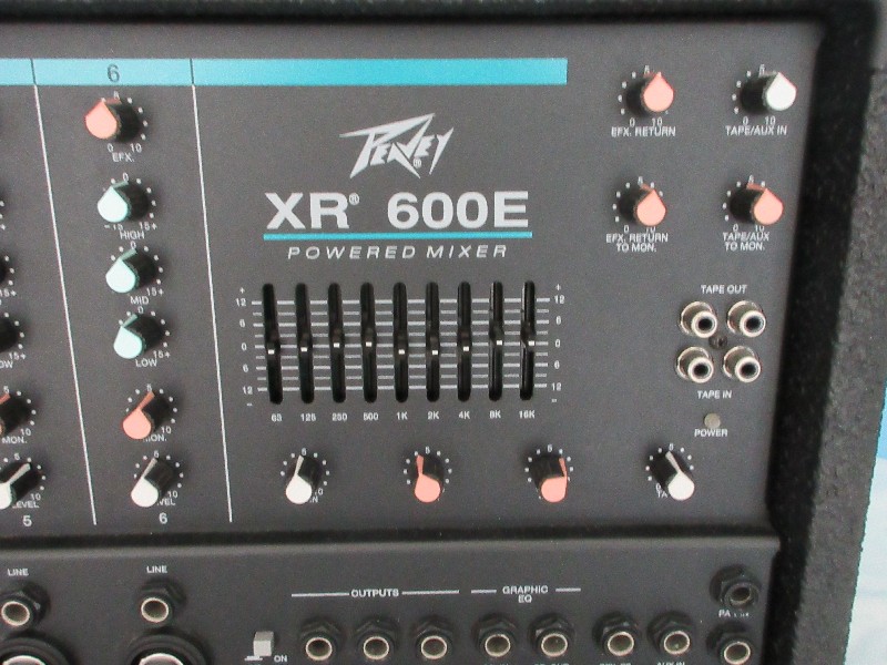 Wow! Peavey XR600E Powered Mixer 6 Mic Channels | Proxibid
