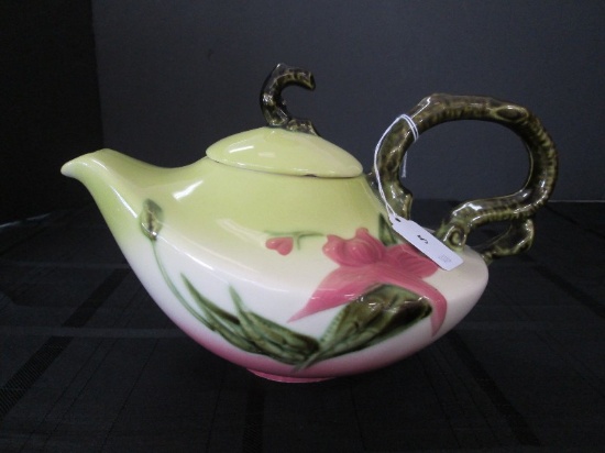 Hull W.26 USA Pottery Teapot Pink to Yellow Fade Pink/Yellow Floral Motif