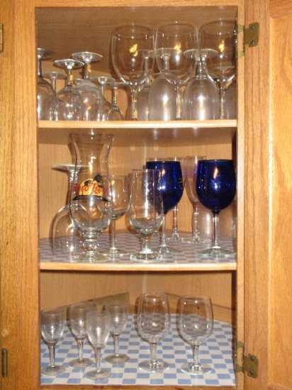 Lot - Bar Glassware Stems, Wine Glasses, Hard Rock Hurricane, Fluted, Cordials, Etc.