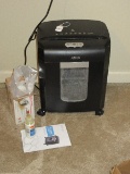 Ativa 10 Sheet Maximum Security Shredder w/ Bags & Oil