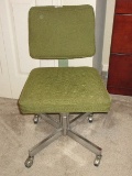 United Chair Co. Retro Desk Chair on Casters w/ Upholstered Back & Seat