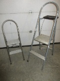 2 Folding Step Ladders