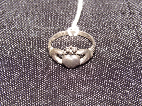 Vintage 925 Claddagh Ring Hands Holding Heart