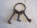 3 Cast Iron Skeleton Keys on Ring Holder