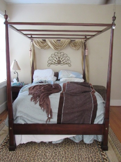 Tall 4 Poster Bed Wide To Narrow Columns Urn Finials, Brass Medallions Wooden Slats