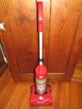 Dirt Devil Quick Pull Red Vacuum