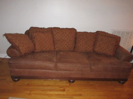 Transitional Modern Style Rolled Arm Sofa Wood Trim on Bun Feet
