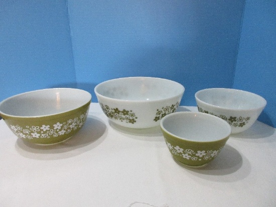 Vintage Set - 4 Pyrex Nesting Bowls Spring Blossom Green