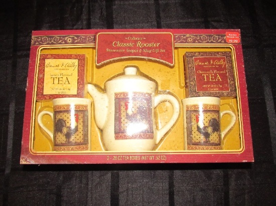 Collector Classic Rooster Stoneware Teapot & Mug Gift Set