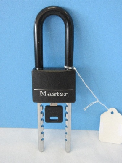 Master Lock No.527 w/ Adjustable Shackle & Key