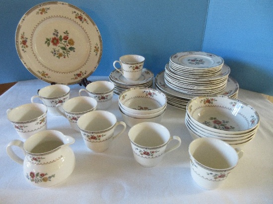 48 Pieces - Royal Doulton Fine China Kingswood Pattern Dinnerware