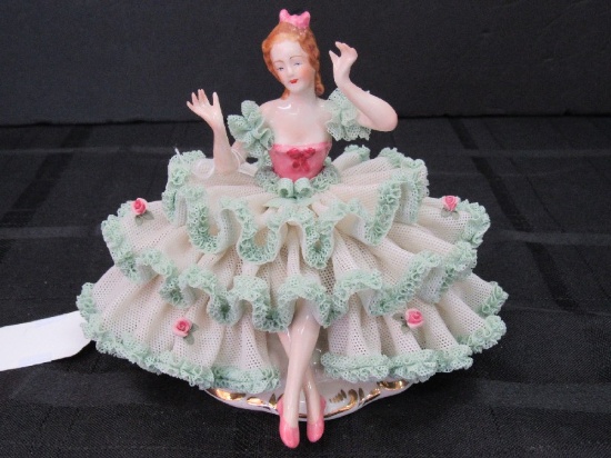 Vintage Reine Handarbeit Dresden Victorian Woman Décor Porcelain Green Dress