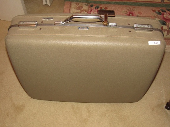 Vintage Tan American Tourister Suitcase Tiar-M
