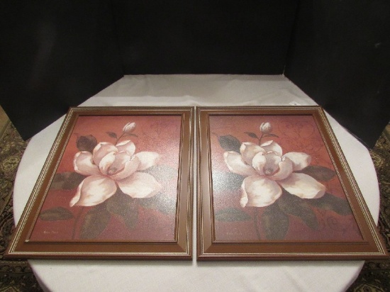 Pair - White Lotus Flowers Picture Prints by Vivian Flasch in Wooden Frames/Matt