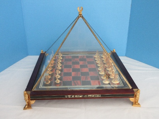 Grandiose Franklin Mint Deluxe Egyptian King Tutankhamun 24kt. Gold Plated Chess Set