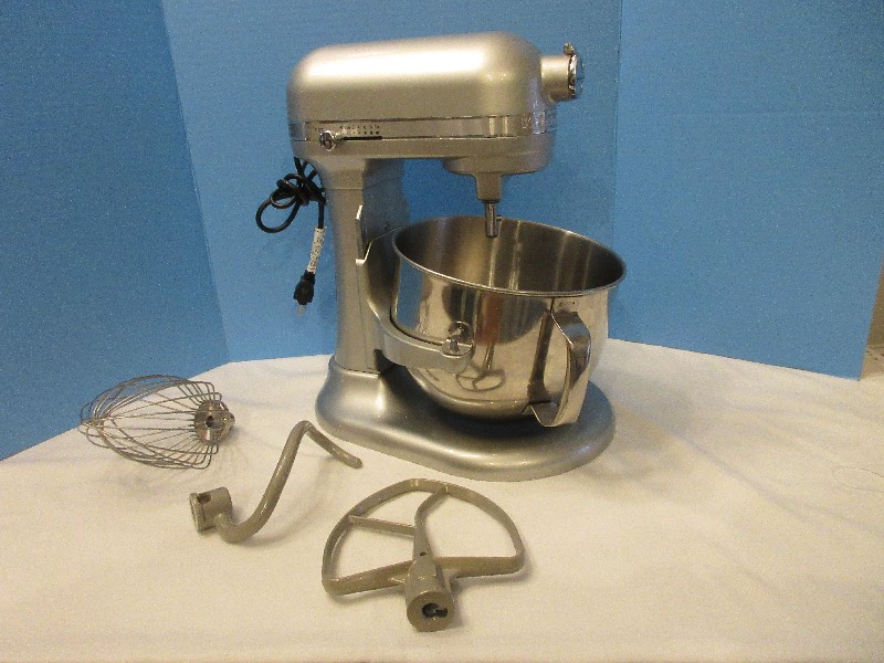 KitchenAid 7-Quart Pro Line Bowl-Lift Stand Mixer | Frosted Pearl