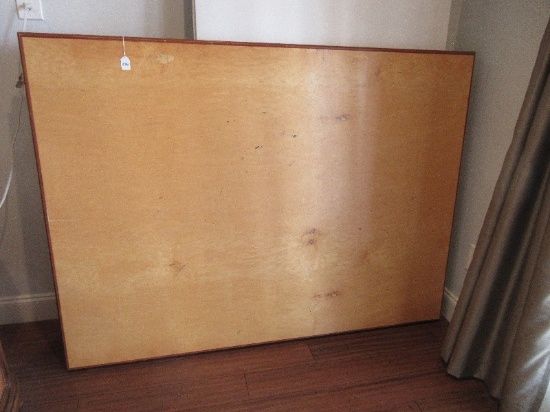 Solid Birchwood Table Top w/ Felt Pad on Base